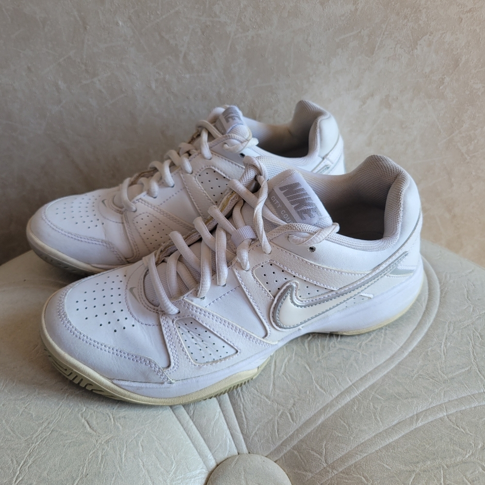 Nike Vintage Sneakers White Athletic 8